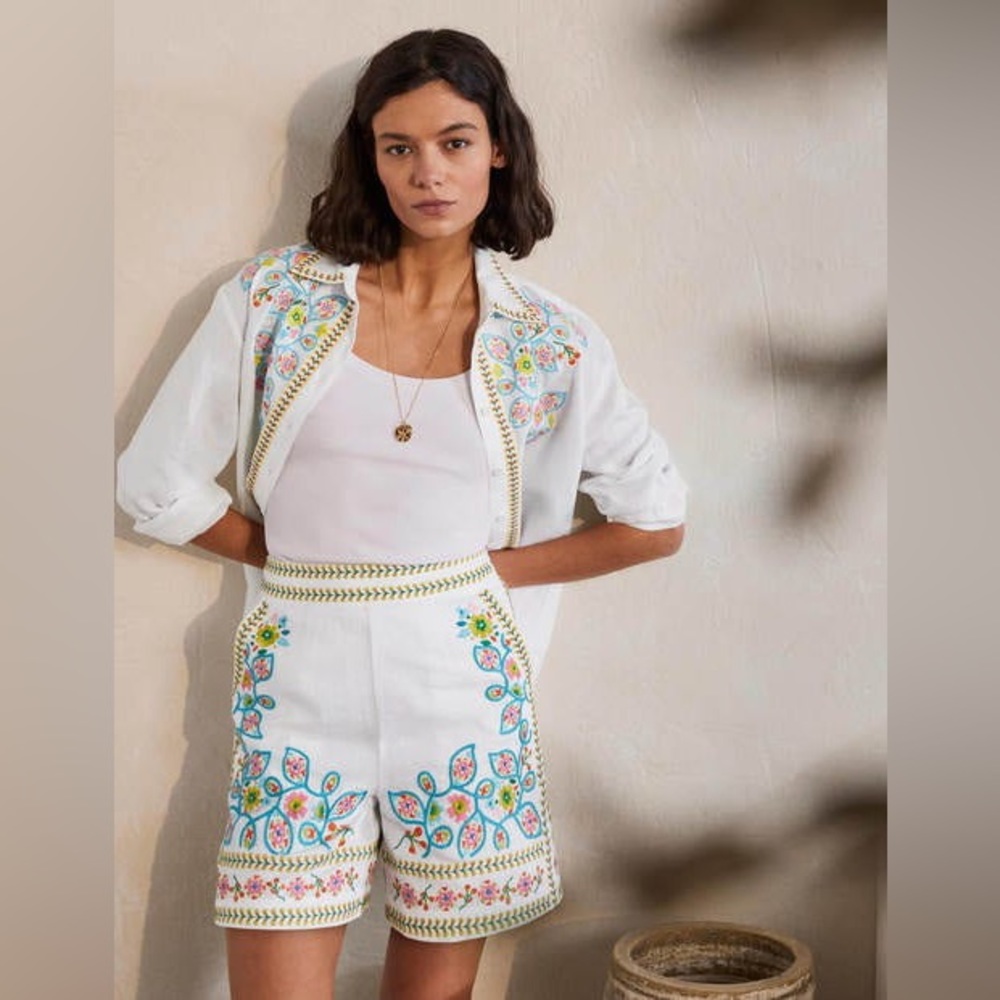 Boden White Georgina Embroidered Linen Shorts NWT